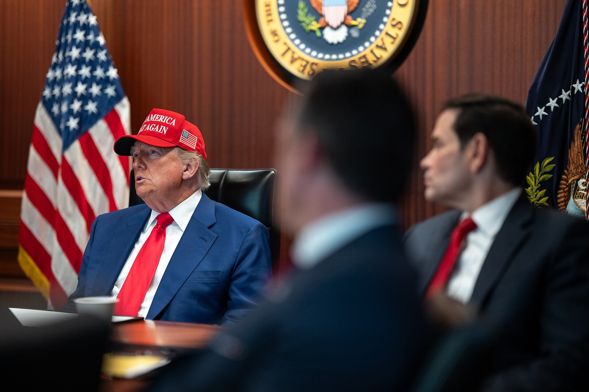 Trump s Rubiem doufají, že ukrajinské hloubkové údery přivedou Rusko k jednacímu stolu